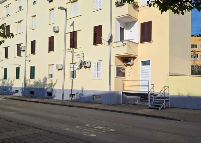 公寓 Oasis 扎达尔